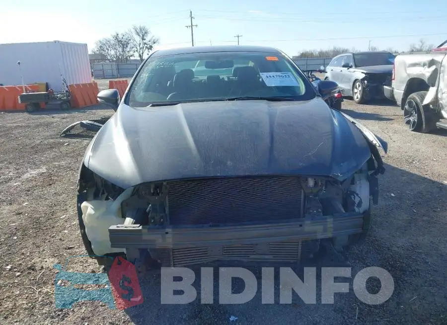 3FA6P0K99GR178281 Photo# 13