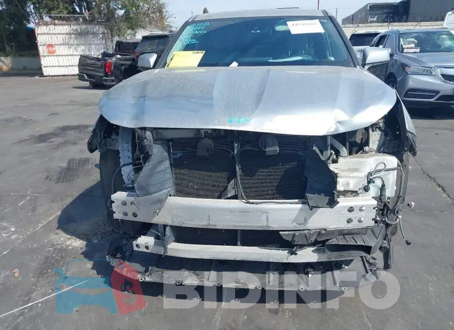 5TDCZRAH6LS501374 Photo# 13