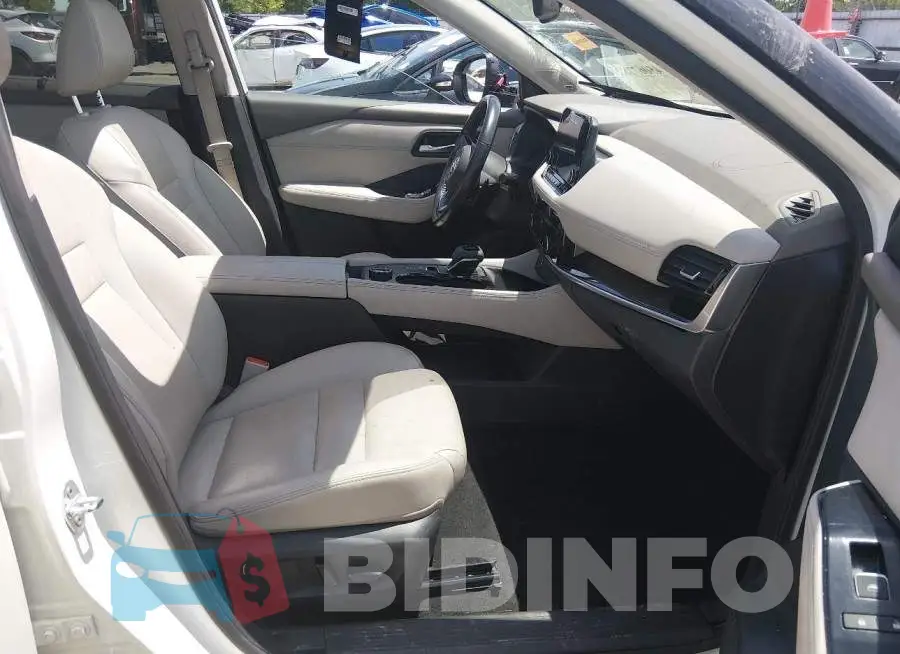 5N1BT3CB3PC791014 Photo# 5
