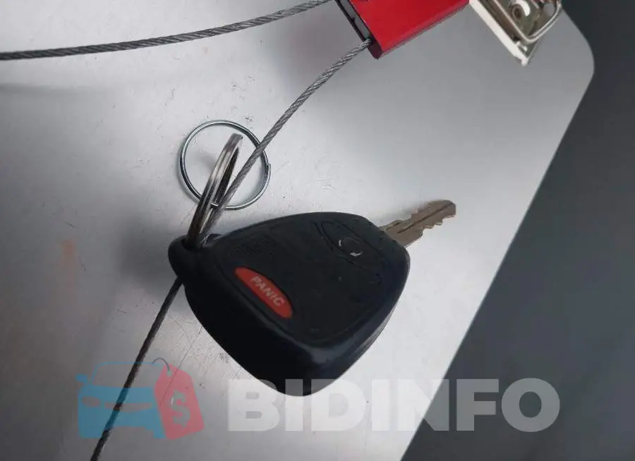 1C4NJPFB6HD183347 Photo# 11
