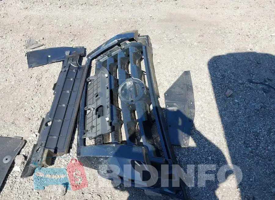 JN8AY2BAXP9401919 Photo# 12