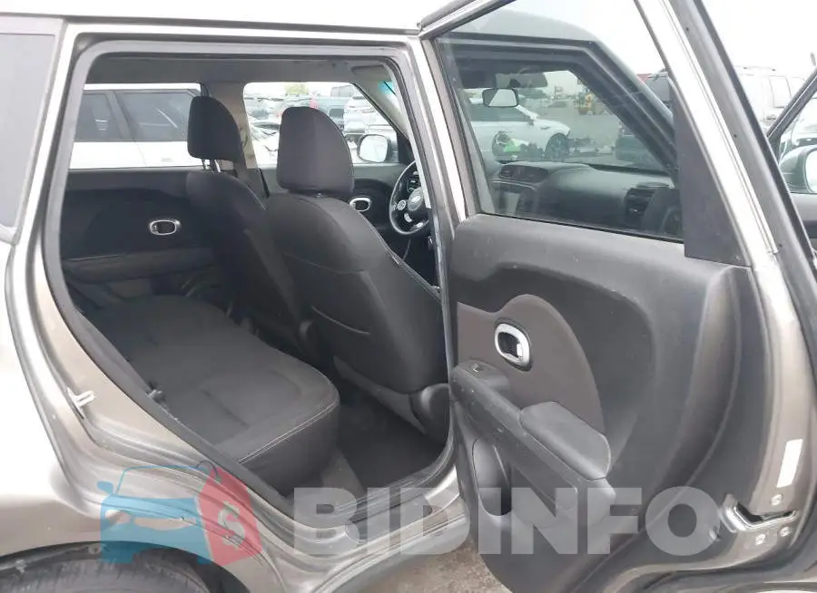 KNDJP3A5XJ7528083 Photo# 8