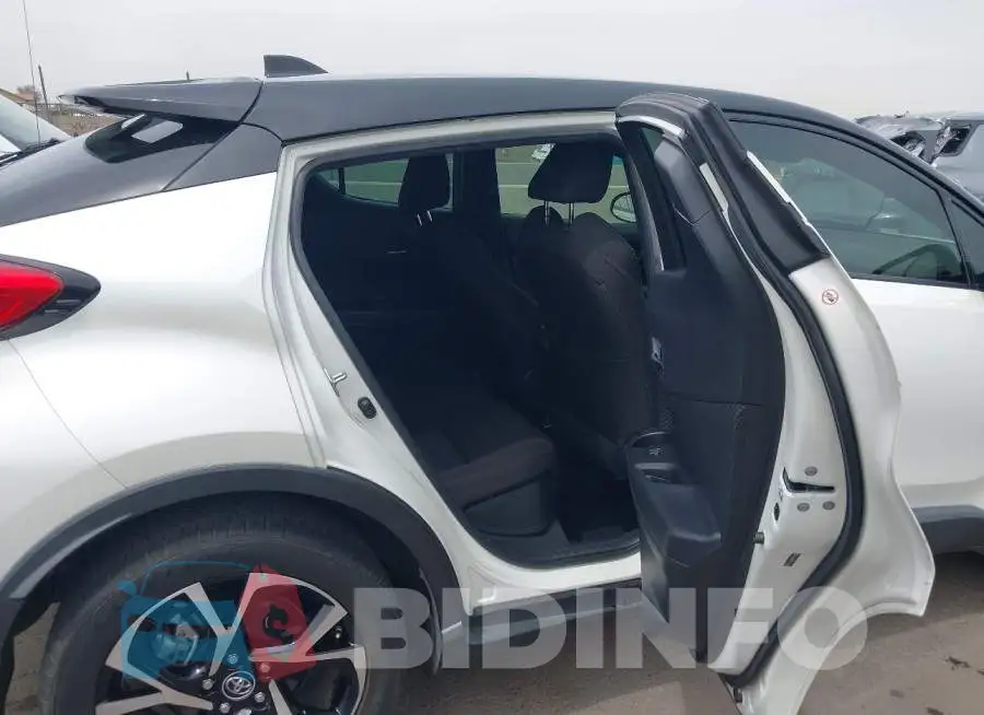 JTNKHMBX0K1027243 Photo# 8