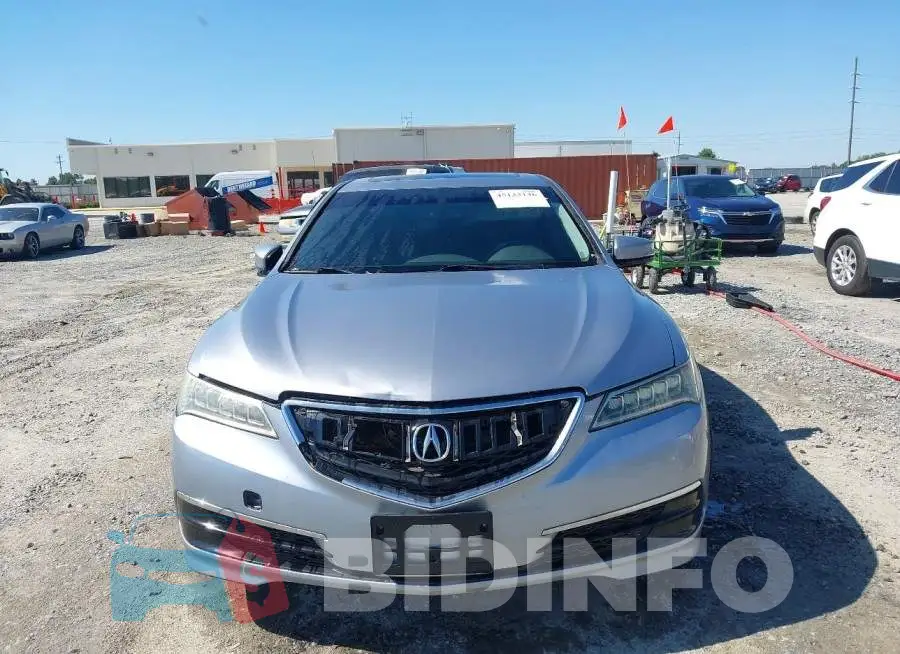 19UUB1F37GA008878 Photo# 12