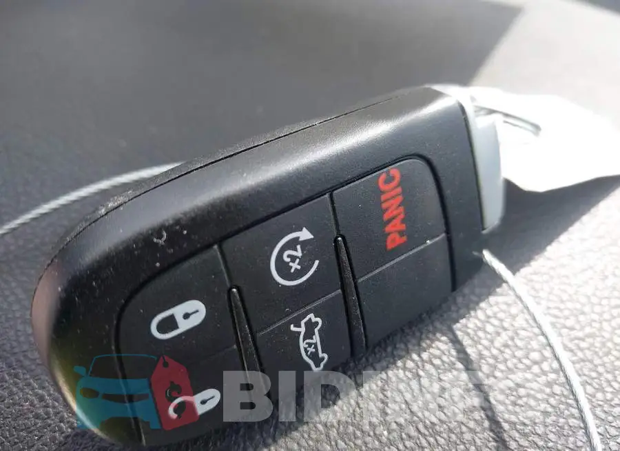 2C3CDXBG2PH509232 Photo# 11