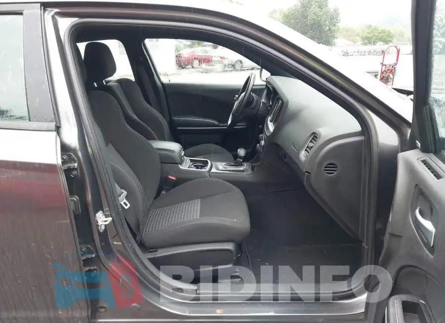 2C3CDXMG0PH505838 Photo# 5