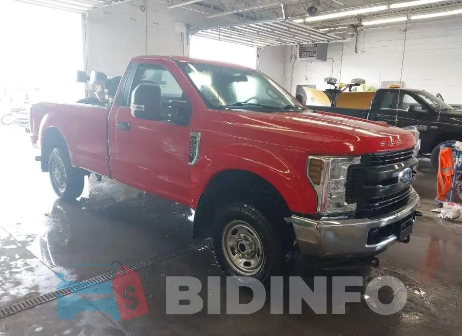 1FTBF2B61KED15979 Photo# 1