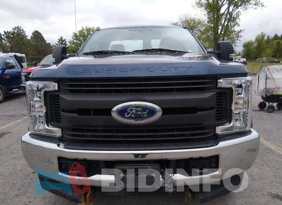 1FTBF2B65KED43736 Photo# 6