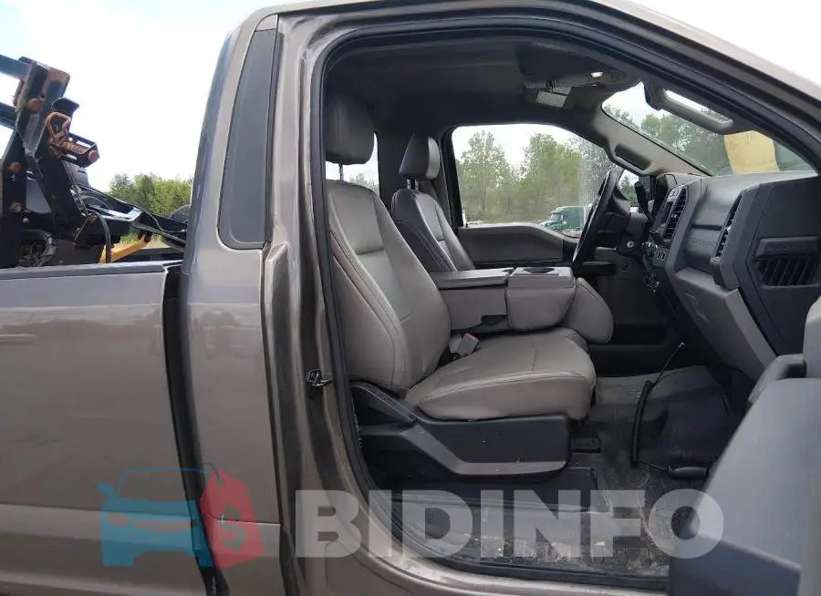 1FTBF2B68KED15977 Photo# 8