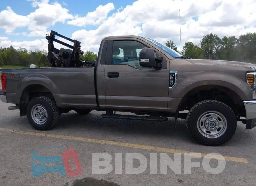 1FTBF2B68KED15977 Photo# 13