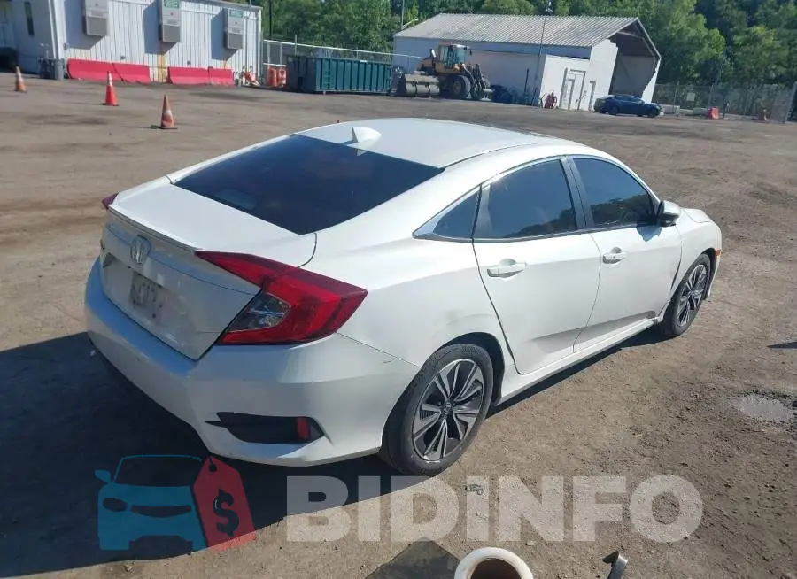 19XFC1F30GE208048 Photo# 4