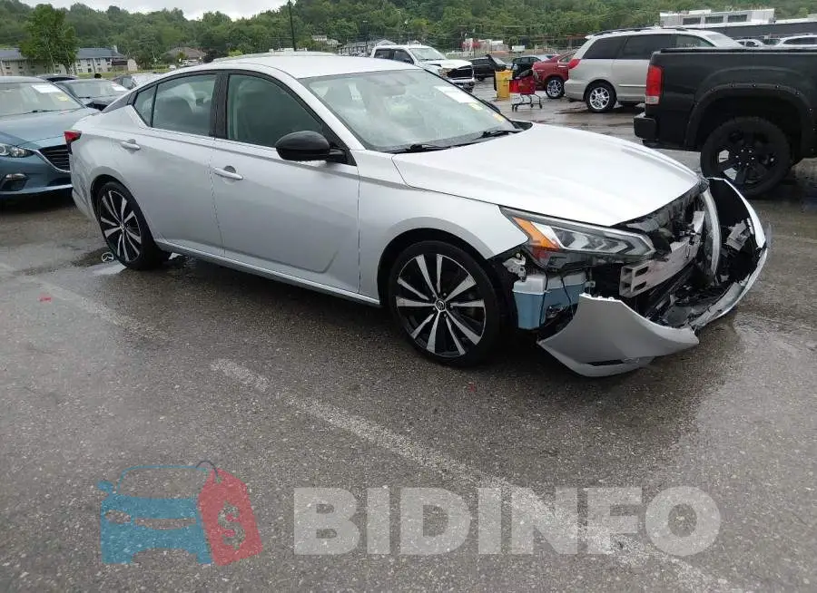 1N4BL4CV4KC168939 Photo# 1