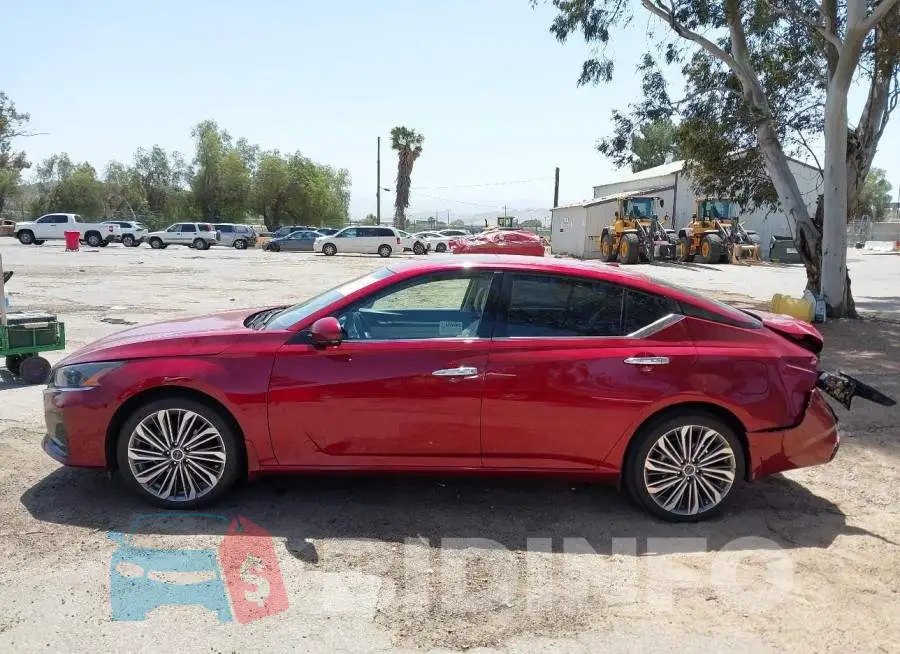 1N4BL4EW5PN401423 Photo# 14