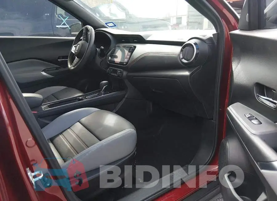3N1CP5DV5PL492438 Photo# 5