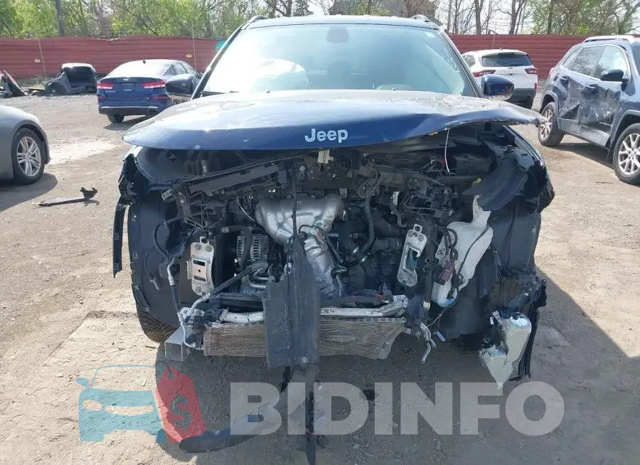 3C4NJDCB2LT223025 Photo# 6