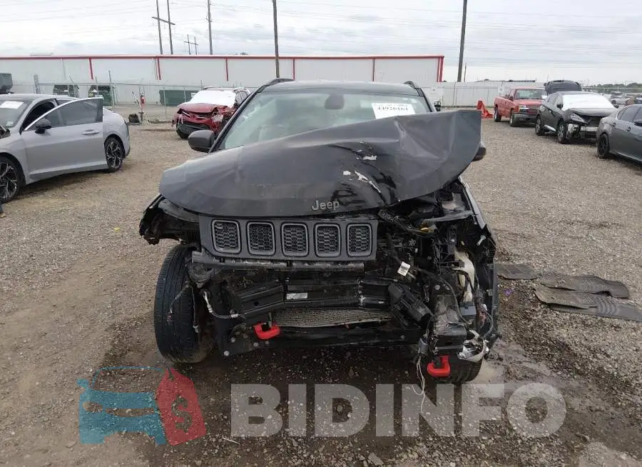 3C4NJDDB7LT159711 Photo# 12