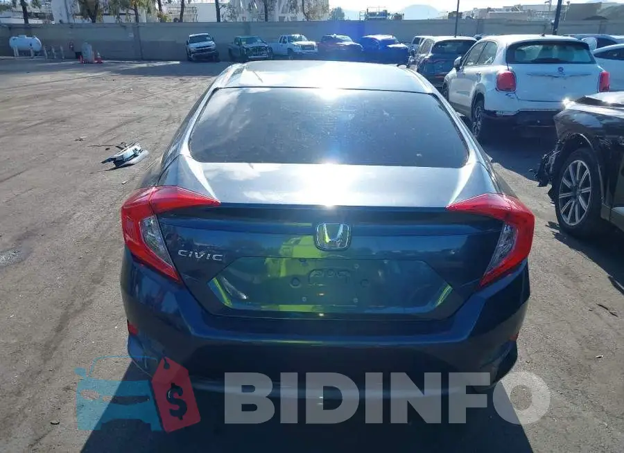 19XFC2F5XGE206993 Photo# 17
