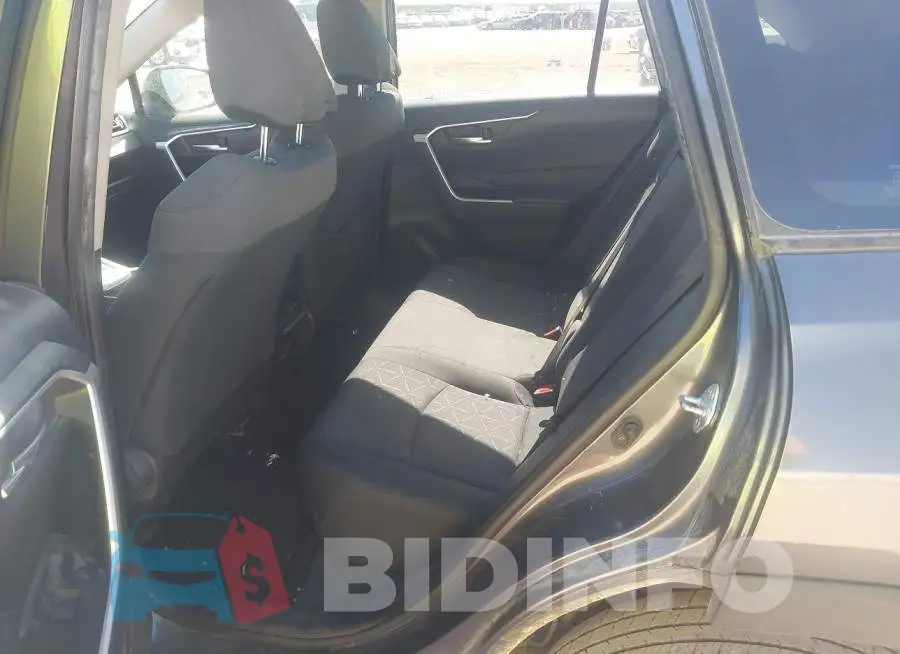 JTMW1RFV8KD034780 Photo# 8