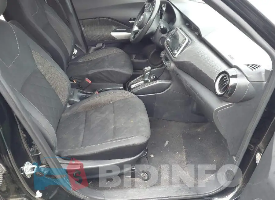 3N1CP5CU9KL510053 Photo# 5