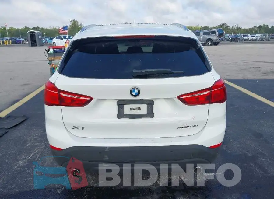 WBXHT3C32J5L30618 Photo# 16