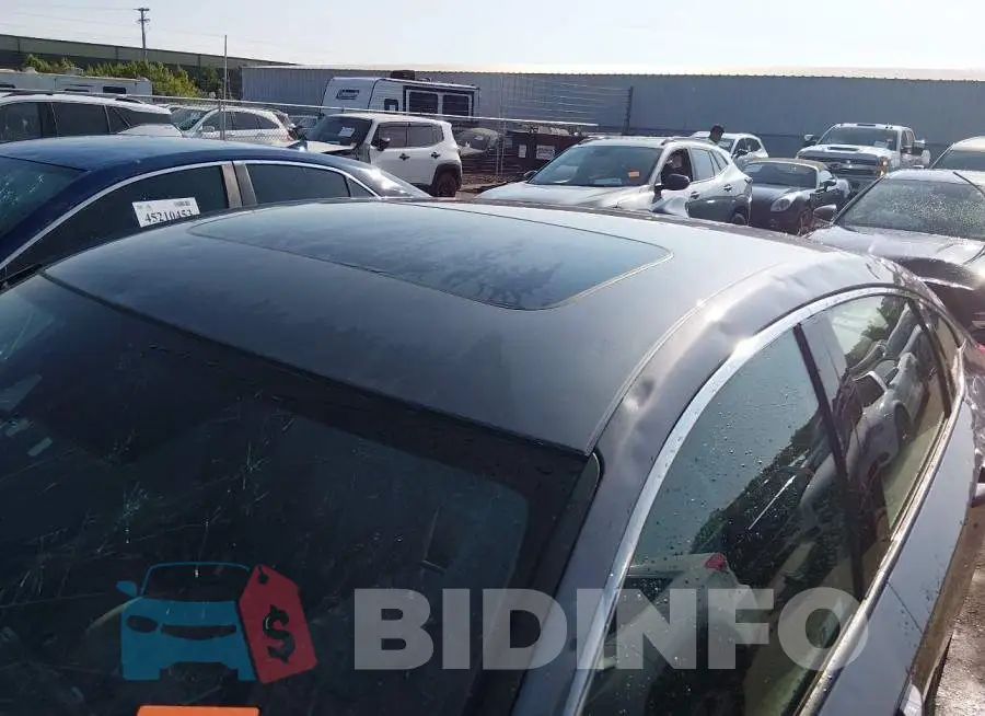 1HGCV1F44JA220477 Photo# 17