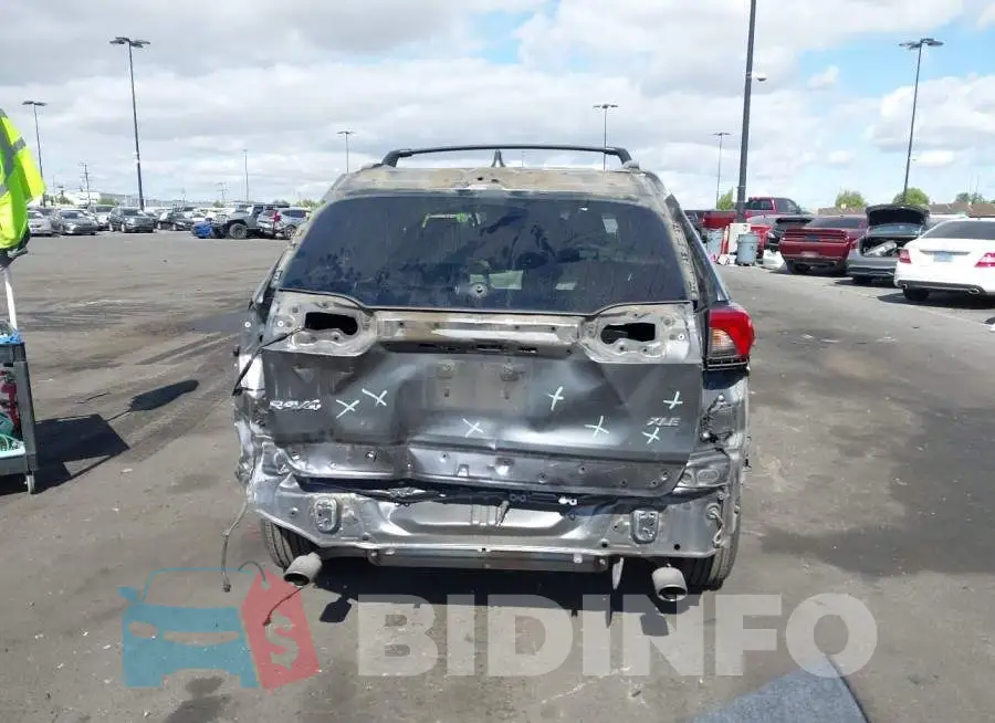 JTMW1RFV8KD028607 Photo# 17
