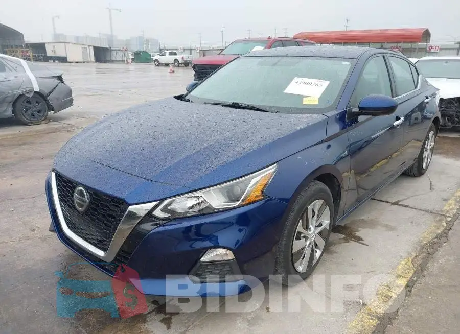1N4BL4BV9LC206572 Photo# 2