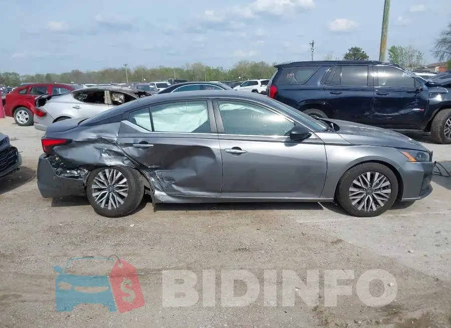 1N4BL4DV1RN333097 Photo# 13