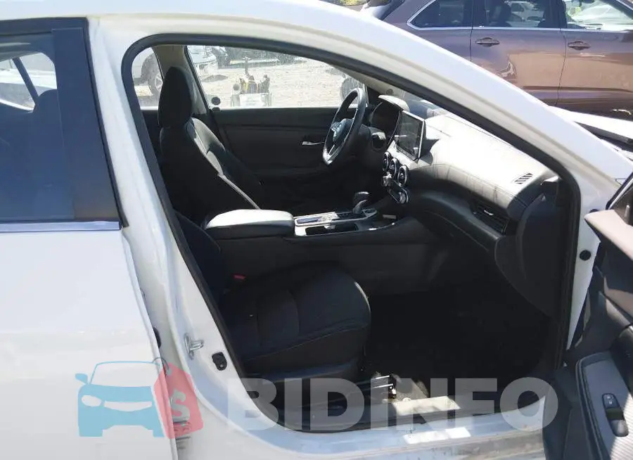 3N1AB8CV7PY240802 Photo# 5