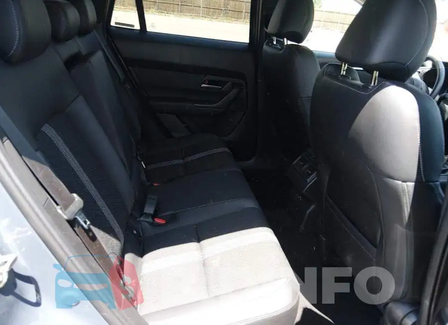 7MMVABBL3TN462341 Photo# 8