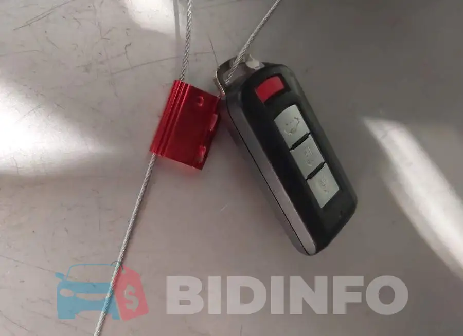 ML32F4FJ2HHF19892 Photo# 11