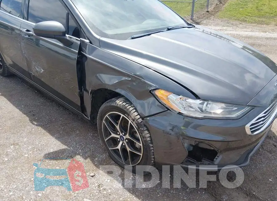 3FA6P0HD0KR102016 Photo# 6