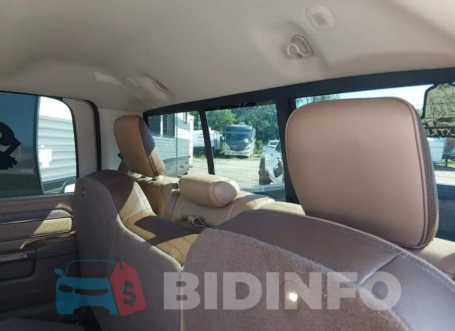 3C63R3FL3RG108814 Photo# 6