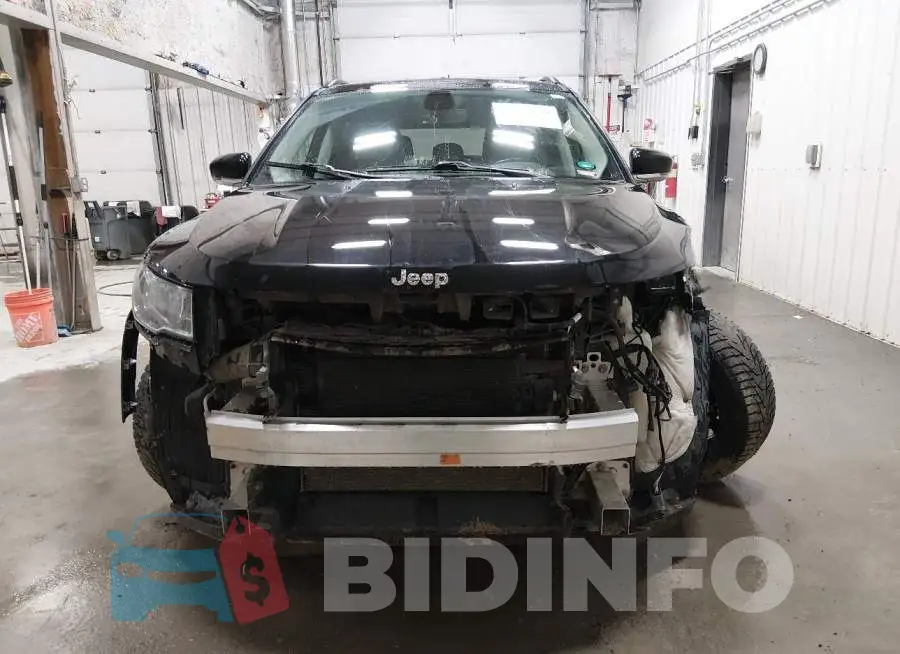 3C4NJDCB5LT159742 Photo# 13