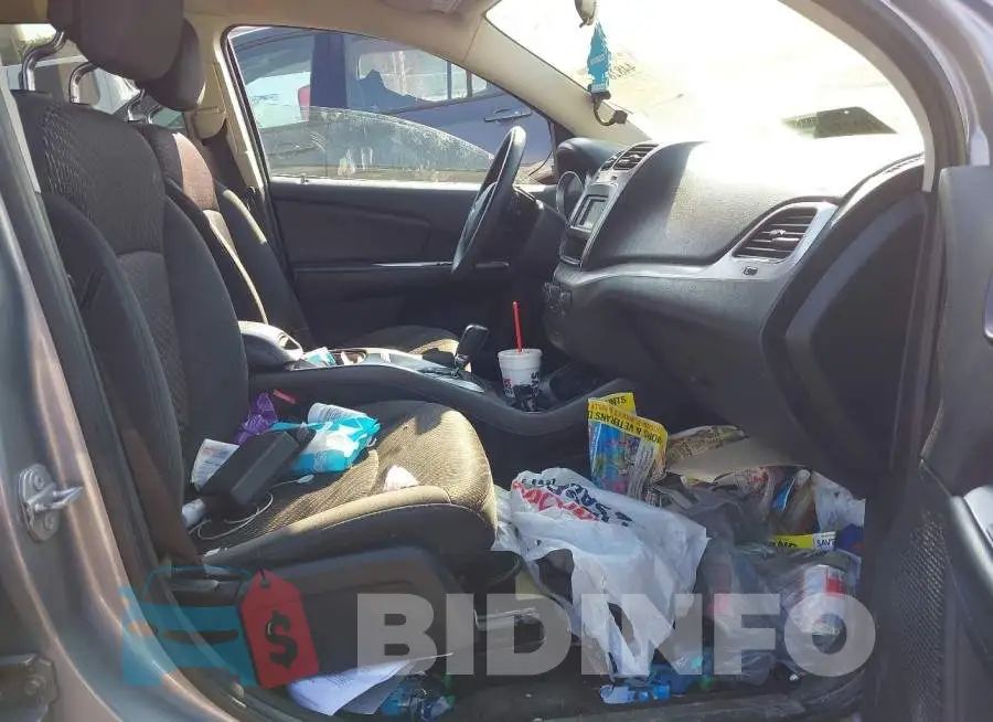 3C4PDCAB3GT104631 Photo# 5