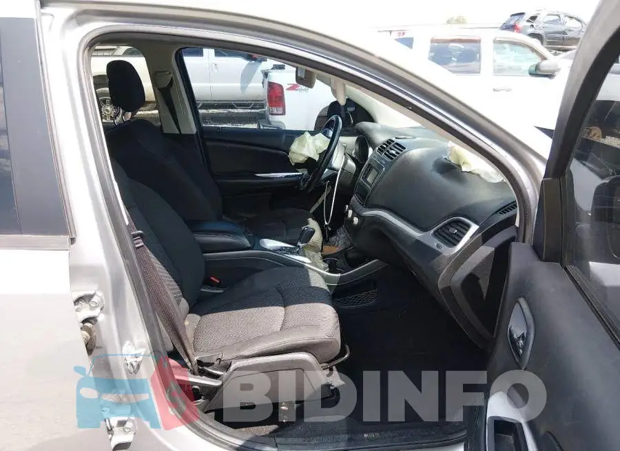 3C4PDCAB9LT279671 Photo# 5
