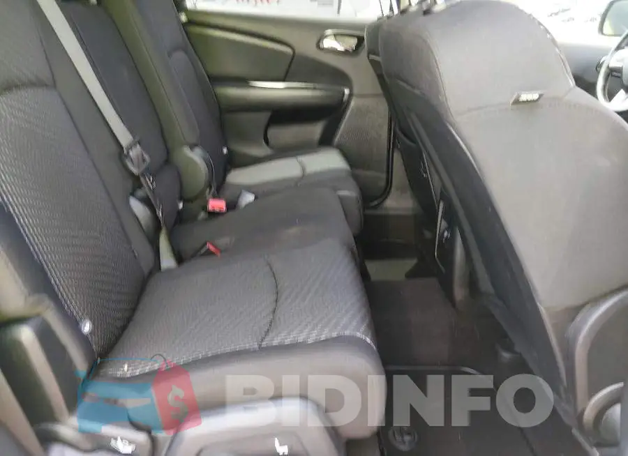 3C4PDCBG8HT598917 Photo# 8