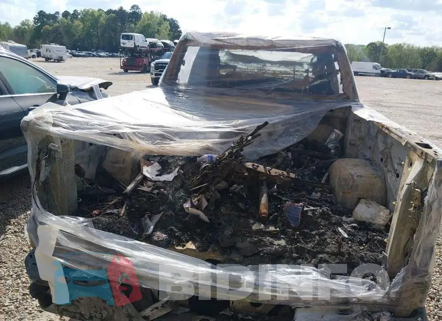 1GCPWBEH8MZ150351 Photo# 6