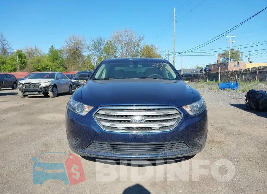 1FAHP2D85HG122811 Photo# 12