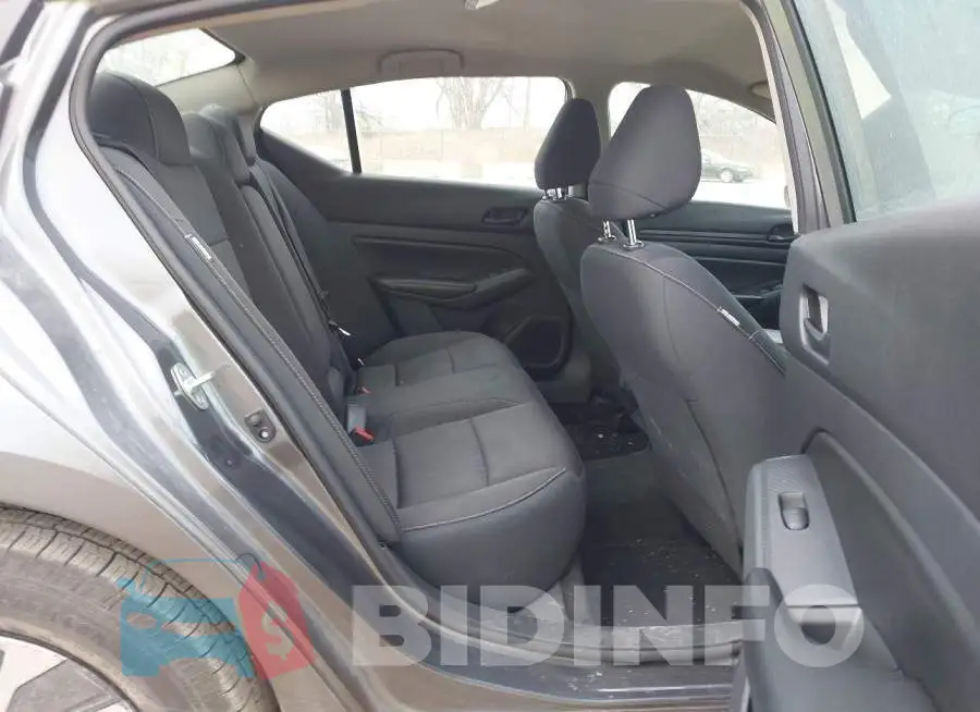 1N4BL4BV2PN306314 Photo# 8