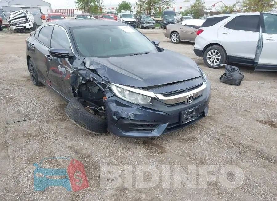19XFC2F53JE023748 Photo# 1