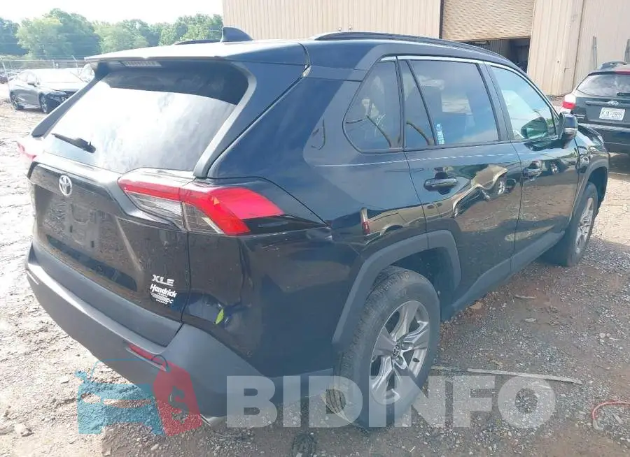 2T3W1RFV8PC251936 Photo# 4