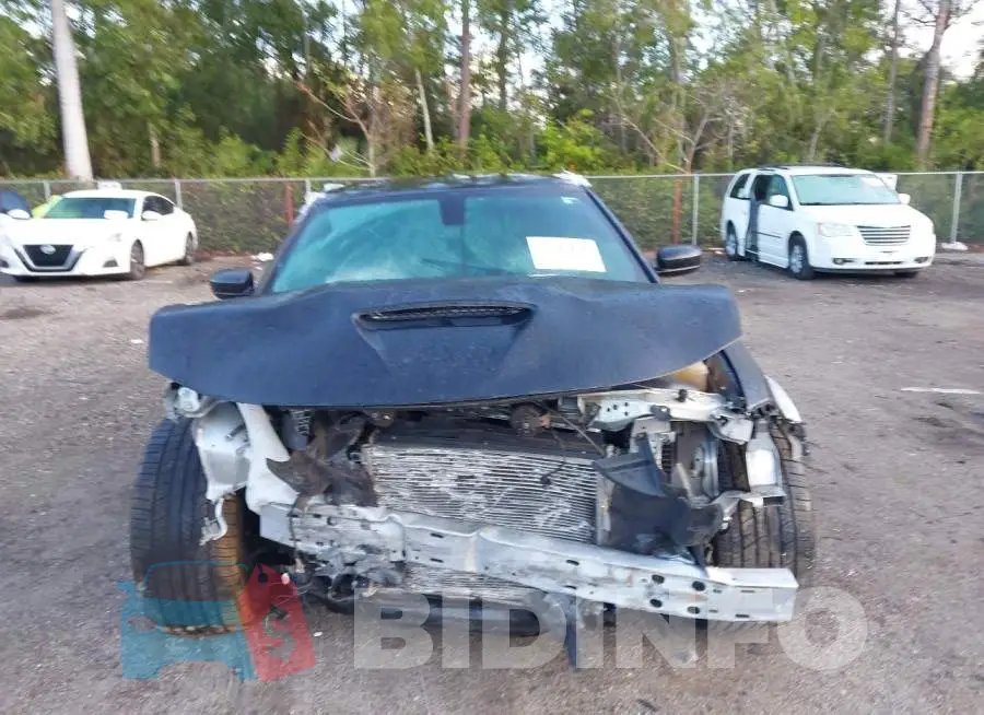 2C3CDXGJ8NH104820 Photo# 12