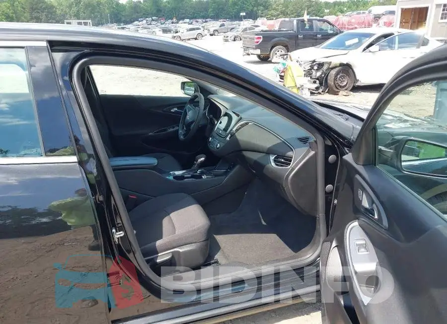 1G1ZD5ST1RF144899 Photo# 5
