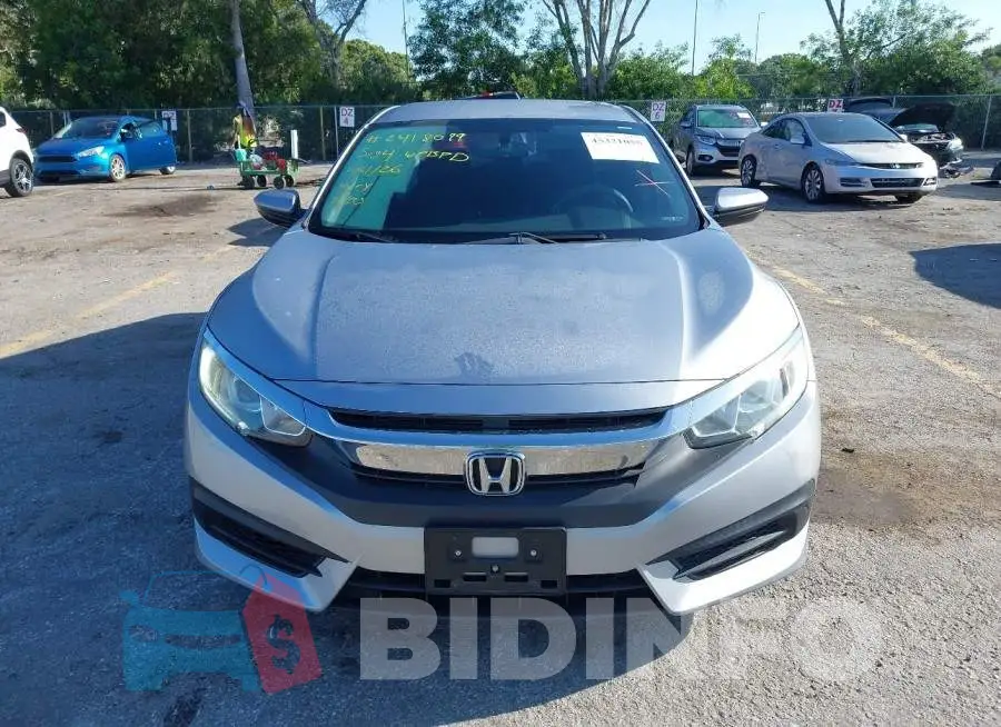 19XFC2F56JE002313 Photo# 12