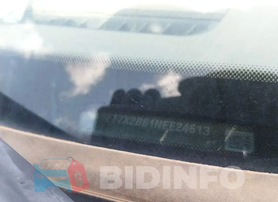 1FT7X2B61NEE24613 Photo# 9