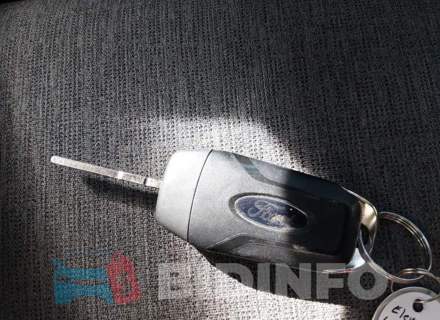 1FTFX1L57SKD05747 Photo# 11