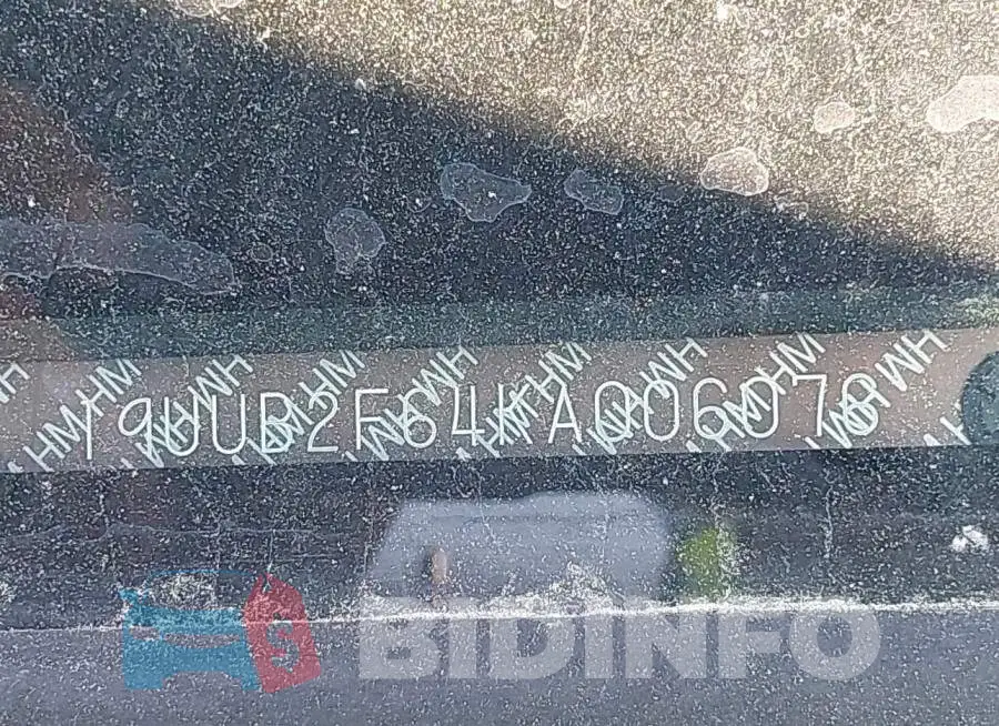 19UUB2F64KA006076 Photo# 17