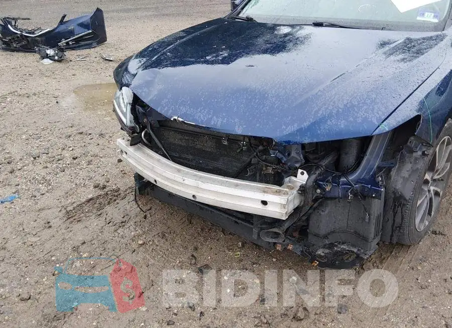 19UUB3F55GA000761 Photo# 6