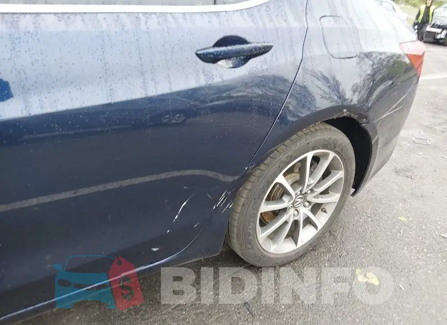 19UUB3F75HA001833 Photo# 17